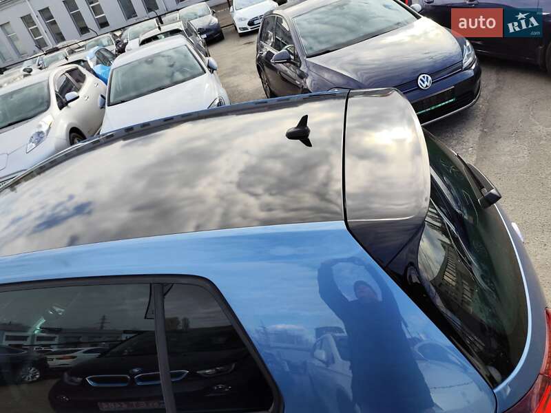 Фото Volkswagen e-Golf з оголошення AUTO.RIA