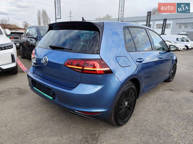 Фото Volkswagen e-Golf з оголошення AUTO.RIA