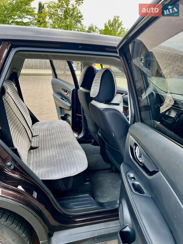 Фото Nissan X-Trail з оголошення AUTO.RIA