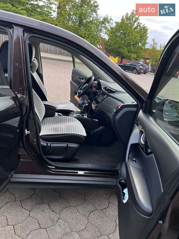Фото Nissan X-Trail з оголошення AUTO.RIA