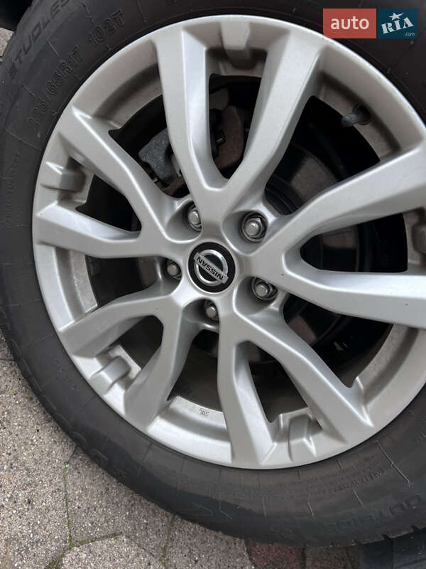 Фото Nissan X-Trail з оголошення AUTO.RIA