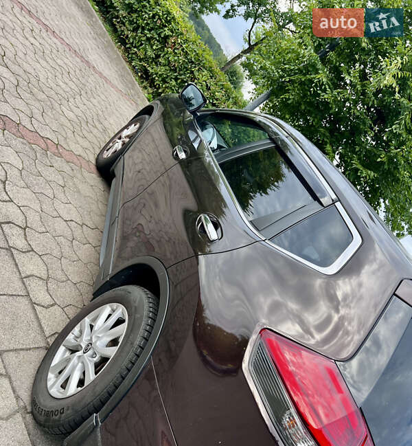 Фото Nissan X-Trail з оголошення AUTO.RIA