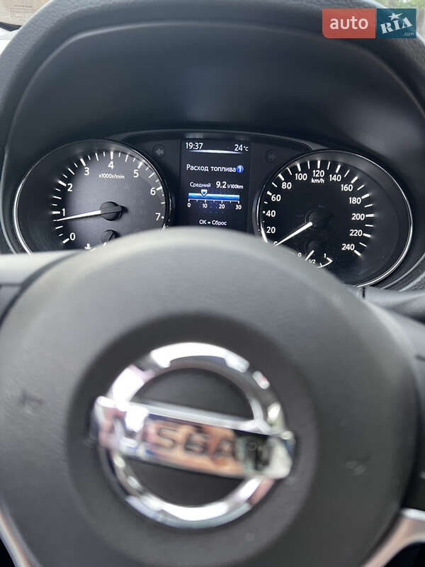 Фото Nissan X-Trail з оголошення AUTO.RIA
