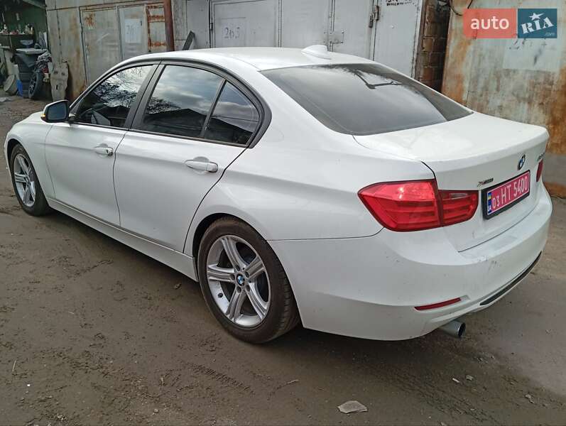 Фото BMW 3 Series з оголошення AUTO.RIA