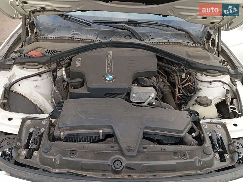 Фото BMW 3 Series з оголошення AUTO.RIA