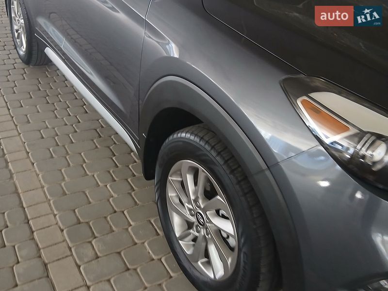 Фото Hyundai Tucson з оголошення AUTO.RIA