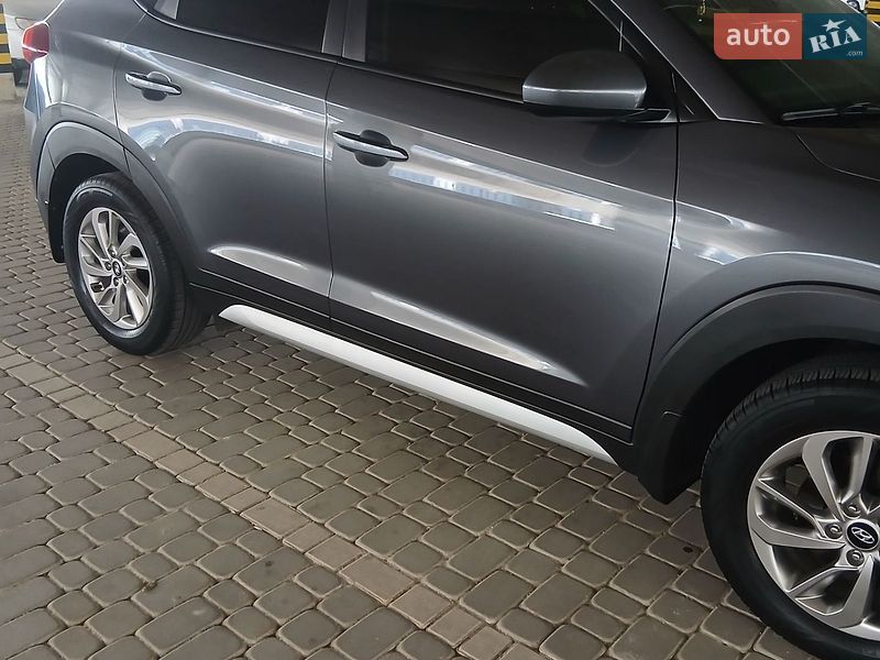 Фото Hyundai Tucson з оголошення AUTO.RIA