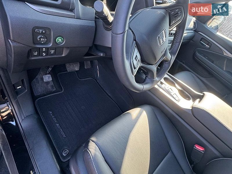 Фото Honda Ridgeline з оголошення AUTO.RIA