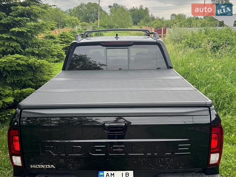 Фото Honda Ridgeline з оголошення AUTO.RIA