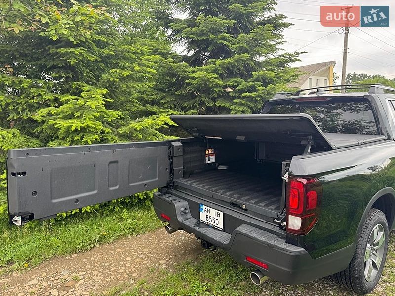 Фото Honda Ridgeline з оголошення AUTO.RIA