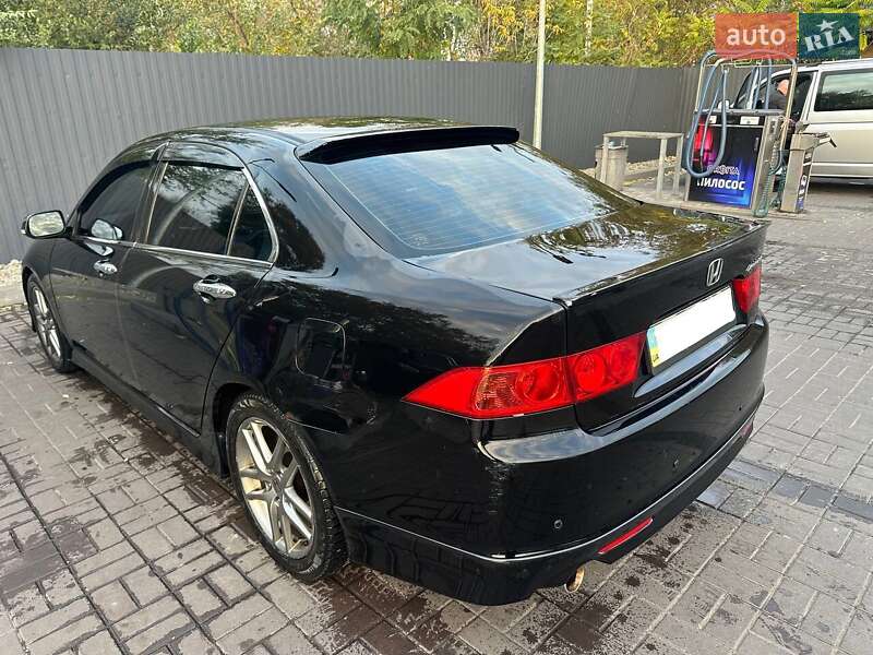 Фото Honda Accord з оголошення AUTO.RIA