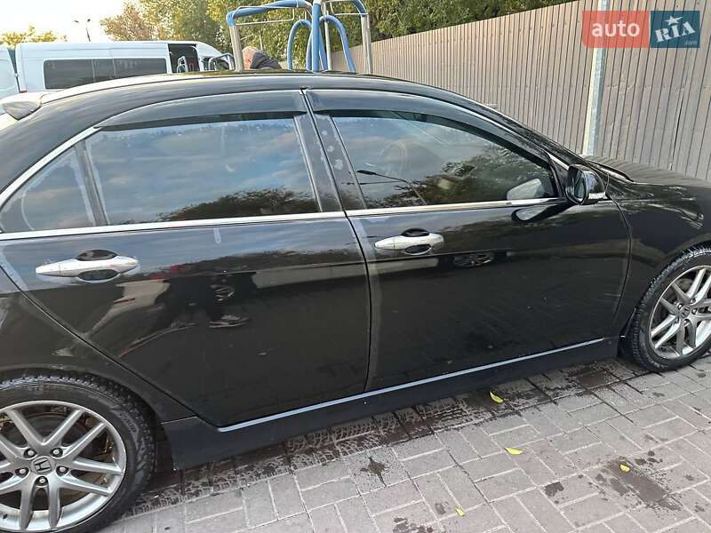 Фото Honda Accord з оголошення AUTO.RIA