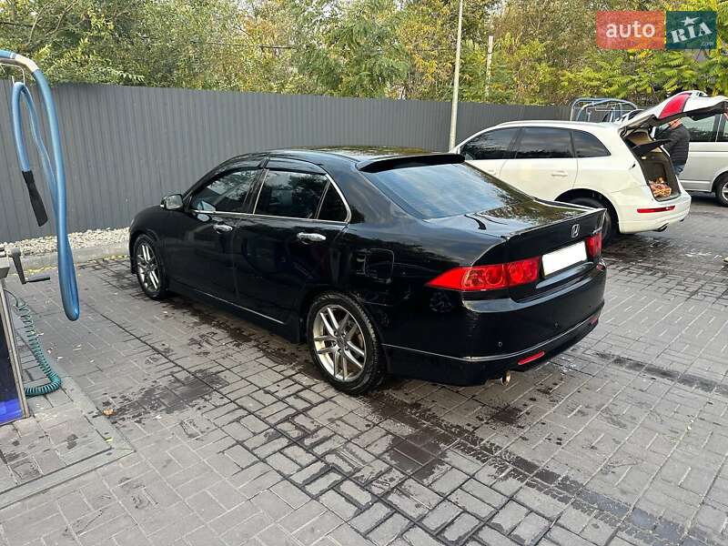 Фото Honda Accord з оголошення AUTO.RIA