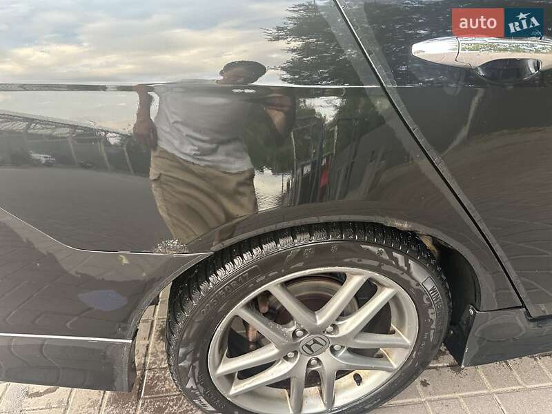 Фото Honda Accord з оголошення AUTO.RIA