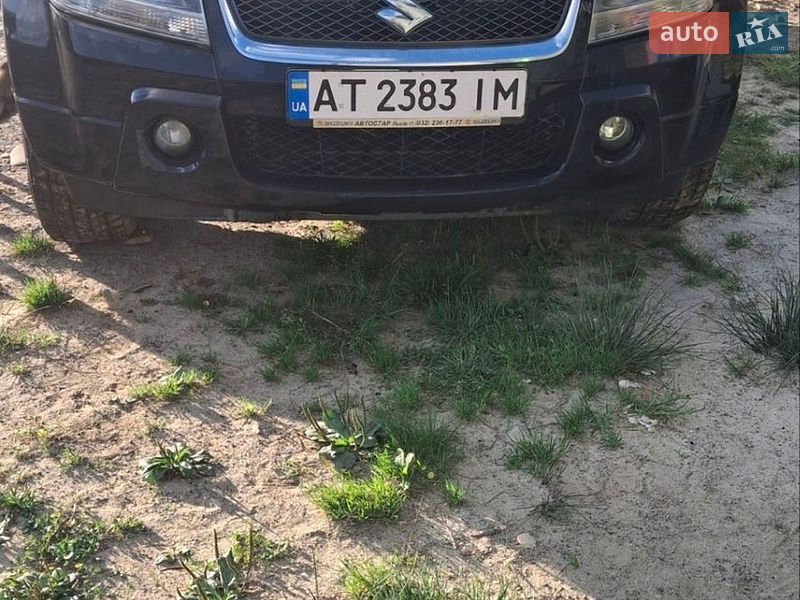 Фото Suzuki Grand Vitara з оголошення AUTO.RIA