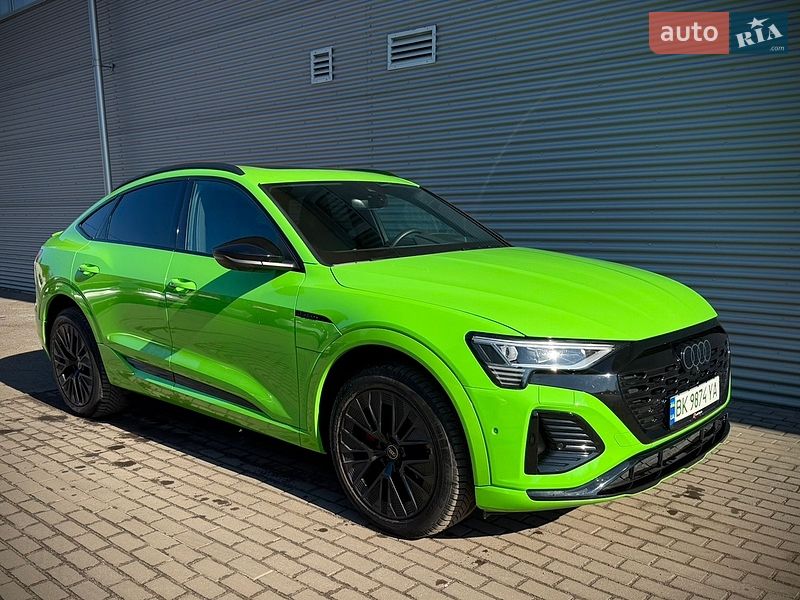 Фото Audi Q8 Sportback e-tron з оголошення AUTO.RIA