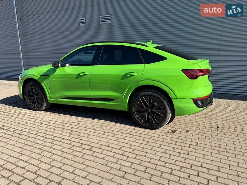 Фото Audi Q8 Sportback e-tron з оголошення AUTO.RIA