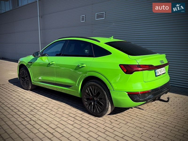 Фото Audi Q8 Sportback e-tron з оголошення AUTO.RIA