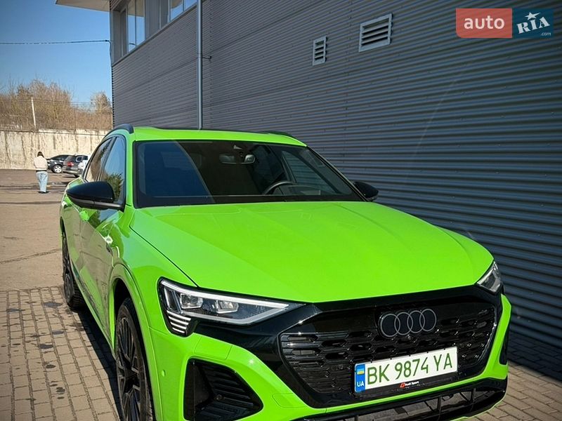 Фото Audi Q8 Sportback e-tron з оголошення AUTO.RIA