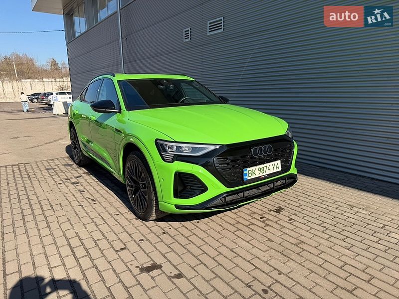 Фото Audi Q8 Sportback e-tron з оголошення AUTO.RIA