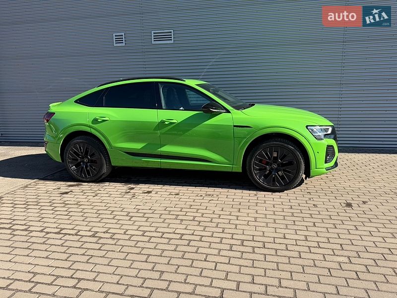 Фото Audi Q8 Sportback e-tron з оголошення AUTO.RIA