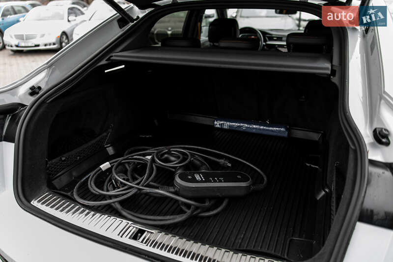 Фото Audi e-tron Sportback з оголошення AUTO.RIA