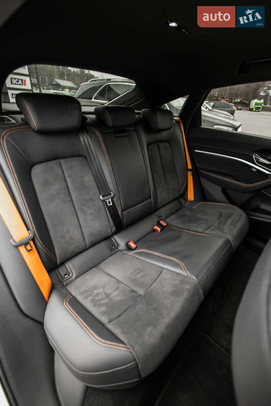 Фото Audi e-tron Sportback з оголошення AUTO.RIA
