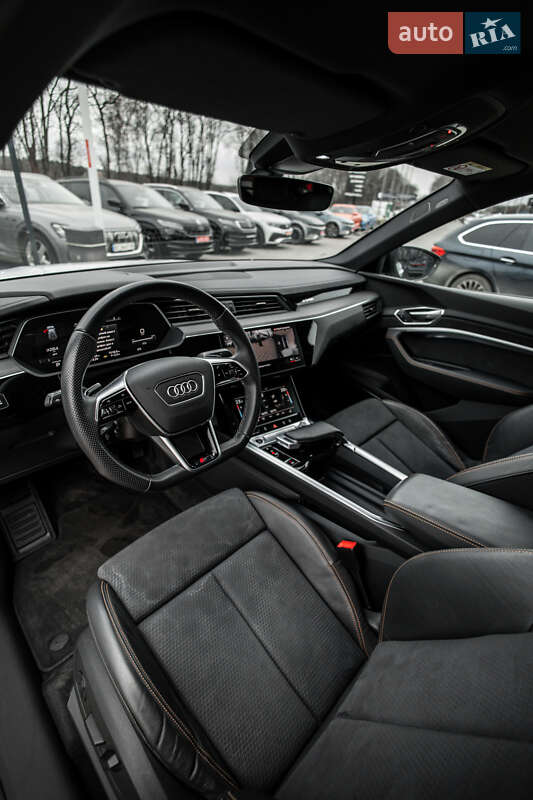 Фото Audi e-tron Sportback з оголошення AUTO.RIA