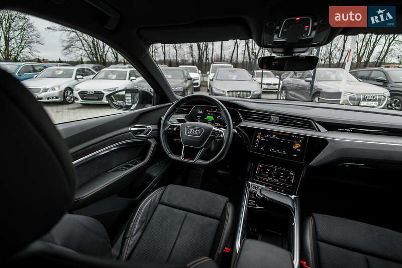 Фото Audi e-tron Sportback з оголошення AUTO.RIA