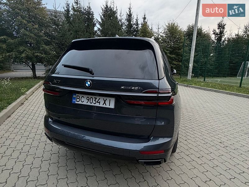 Фото BMW X7 з оголошення AUTO.RIA