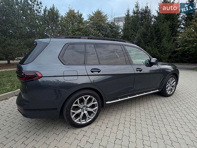 Фото BMW X7 з оголошення AUTO.RIA