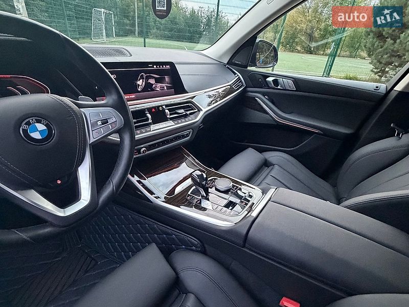 Фото BMW X7 з оголошення AUTO.RIA