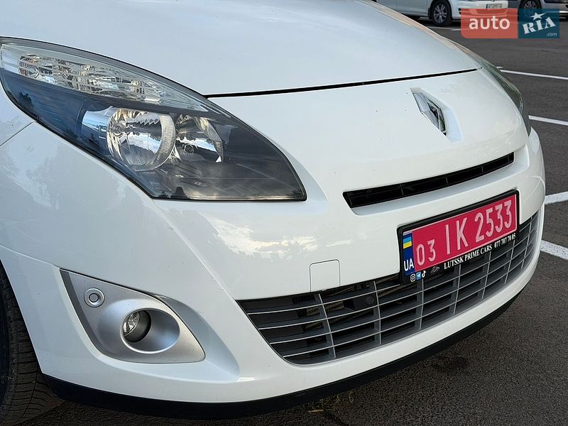 Фото Renault Grand Scenic з оголошення AUTO.RIA