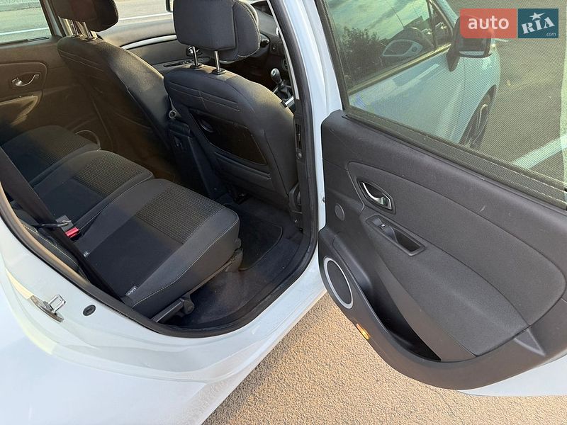 Фото Renault Grand Scenic з оголошення AUTO.RIA
