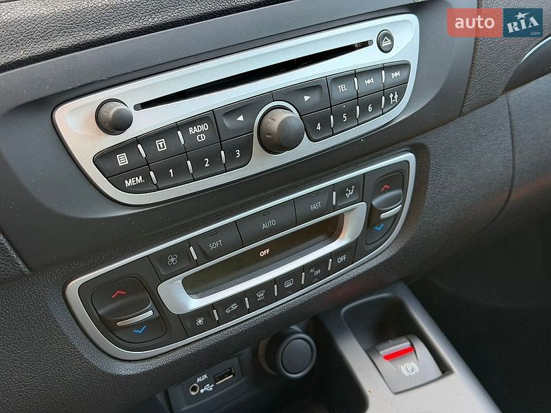 Фото Renault Grand Scenic з оголошення AUTO.RIA