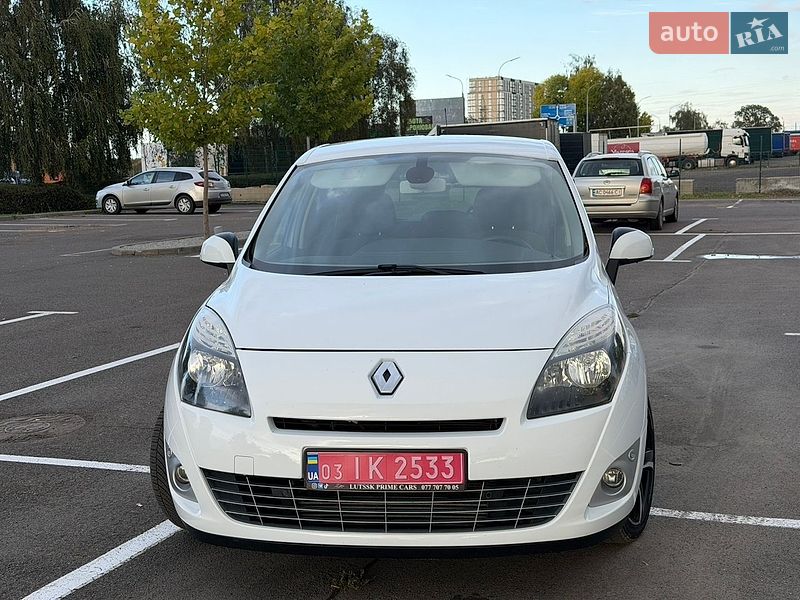 Фото Renault Grand Scenic з оголошення AUTO.RIA