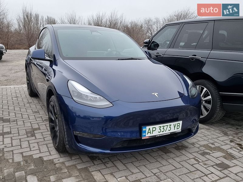 Фото Tesla Model Y з оголошення AUTO.RIA