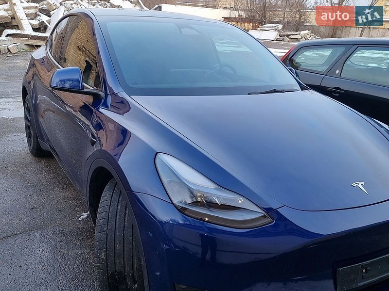 Фото Tesla Model Y з оголошення AUTO.RIA