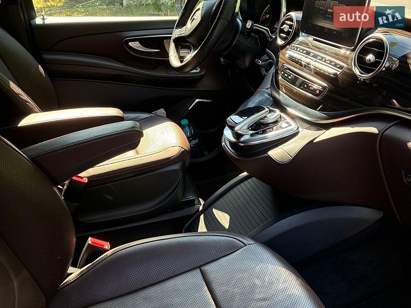 Фото Mercedes-Benz V-Class з оголошення AUTO.RIA