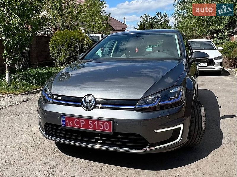Фото Volkswagen e-Golf з оголошення AUTO.RIA