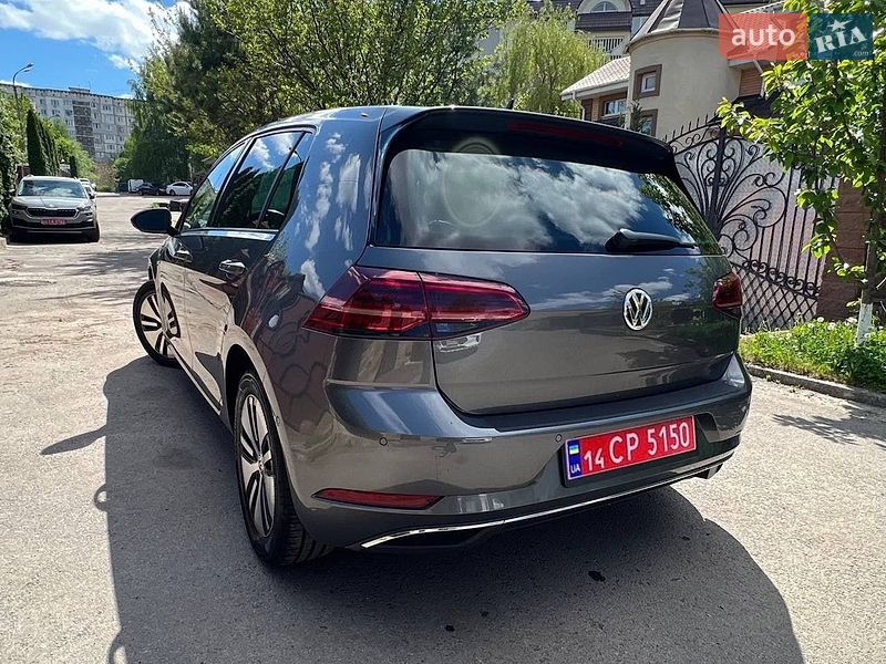 Фото Volkswagen e-Golf з оголошення AUTO.RIA