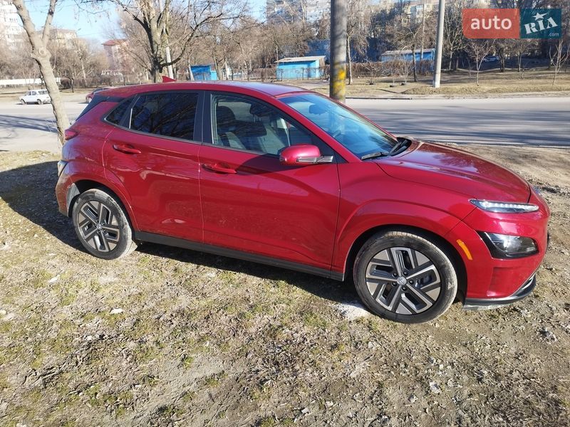 Фото Hyundai Kona з оголошення AUTO.RIA