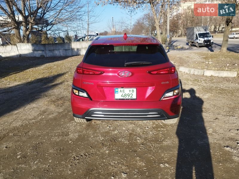 Фото Hyundai Kona з оголошення AUTO.RIA