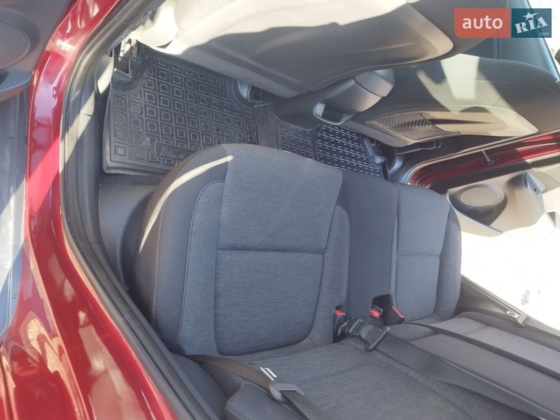 Фото Hyundai Kona з оголошення AUTO.RIA