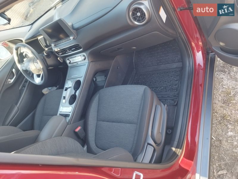 Фото Hyundai Kona з оголошення AUTO.RIA