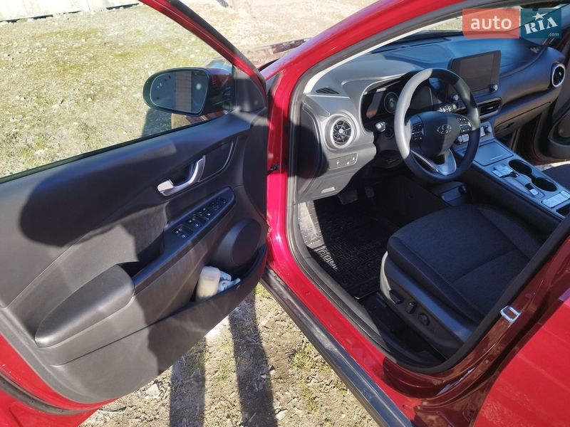 Фото Hyundai Kona з оголошення AUTO.RIA