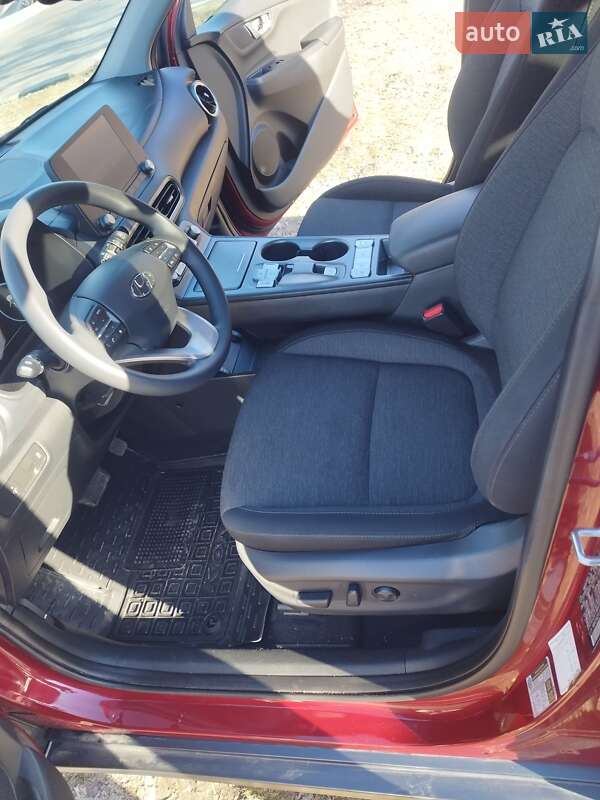 Фото Hyundai Kona з оголошення AUTO.RIA