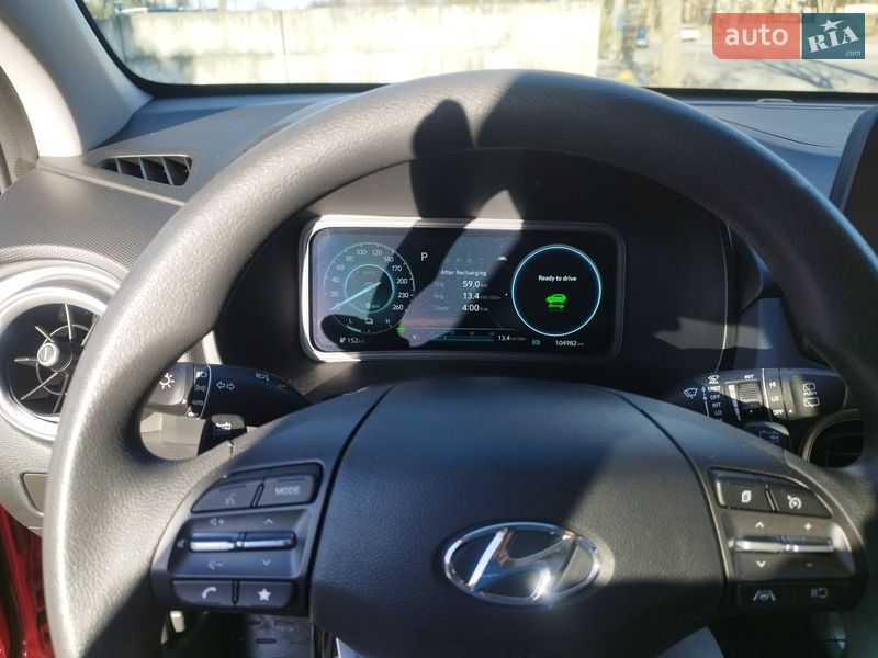 Фото Hyundai Kona з оголошення AUTO.RIA