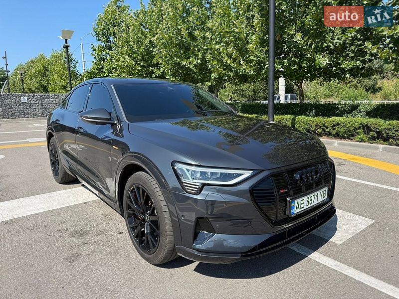 Фото Audi e-tron Sportback з оголошення AUTO.RIA