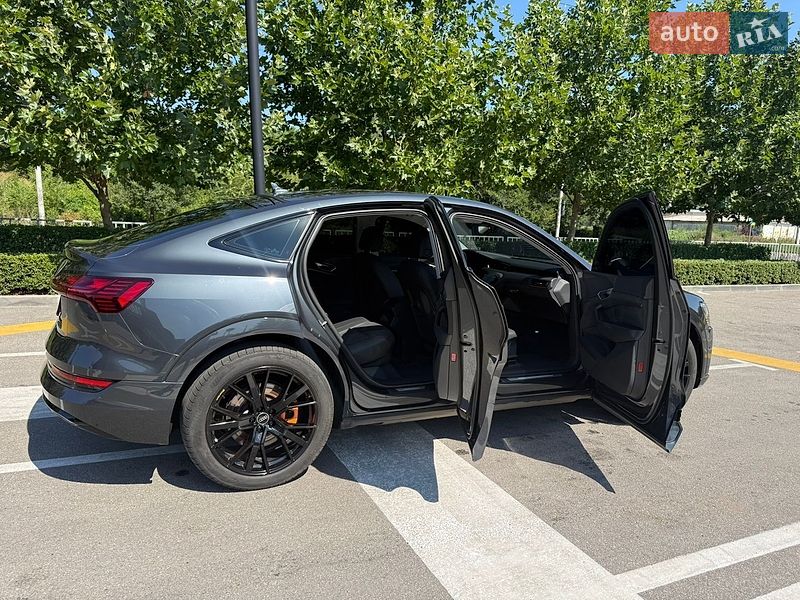 Фото Audi e-tron Sportback з оголошення AUTO.RIA